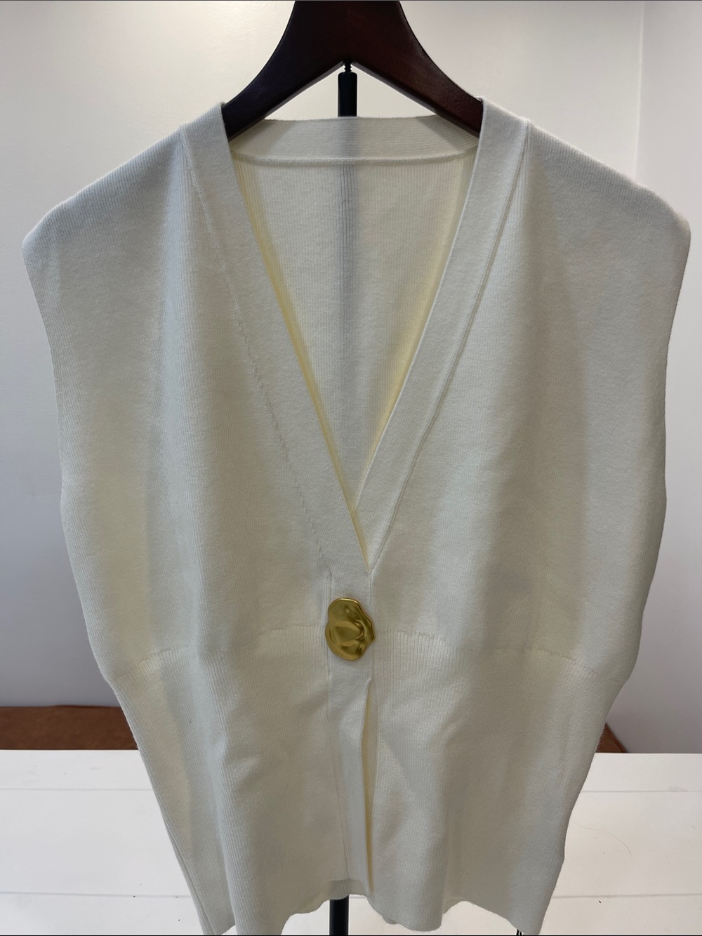 Commense Cream V-Neck Sleeveless Knit Vest with Gold Button